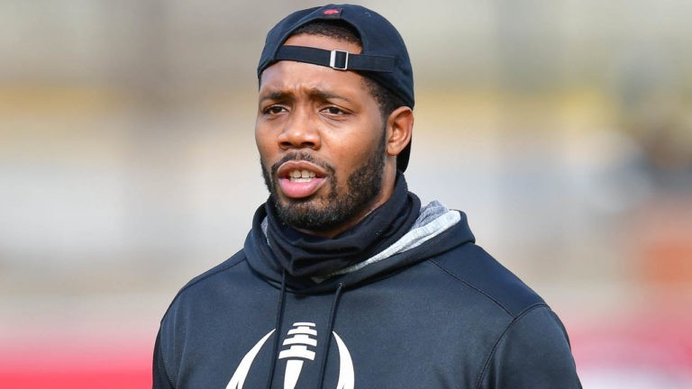 Democrat-Gazette’s Richard Davenport on Razorbacks getting another WR