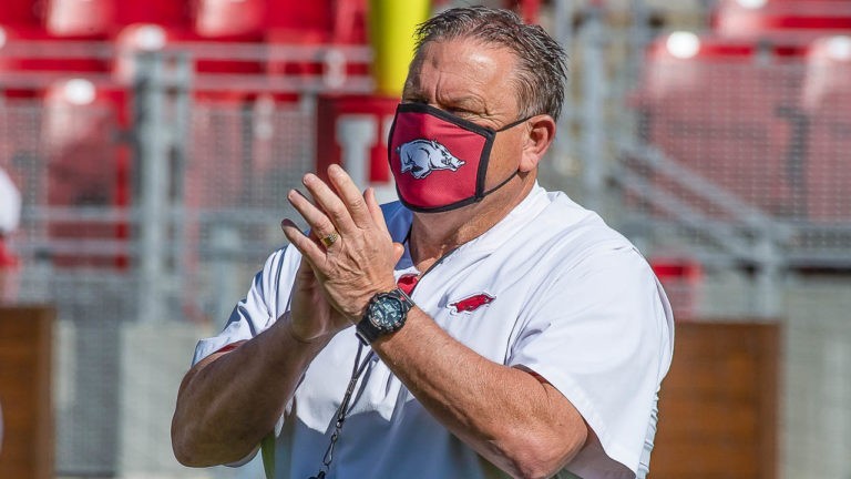 Spring scrimmage gives fans hope, but not really answers
