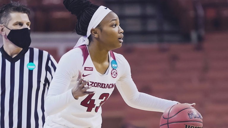 Don’t judge Razorbacks this year by how season crashed