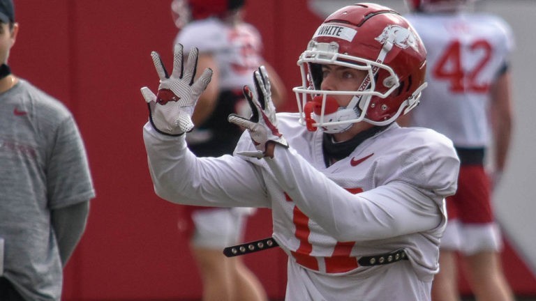 Fans allowed to attend Hogs’ football practice Saturday