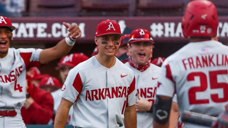 Hogs start fast, then cruise to 8-2 win over ’Dogs in weekend series