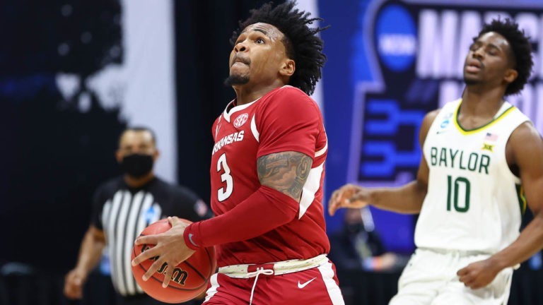 Fans’ reaction after Hogs knocked out of NCAA by Baylor