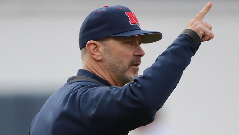 Tabor previews Hogs’ big weekend series at Ole Miss