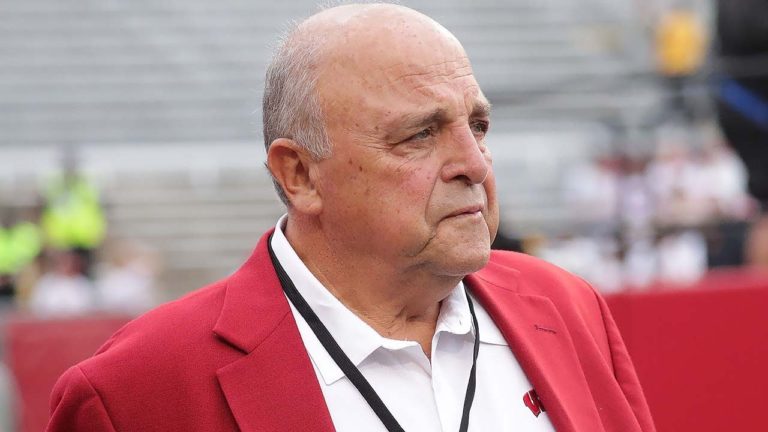 Alvarez most knowledgeable AD in country about his program