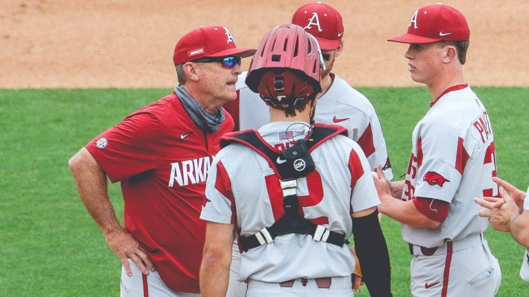 Van Horn on strong pitching in series-winning third game