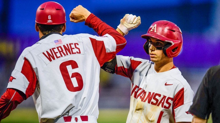 Early hole not too deep for Razorbacks in 6-5 win over Vols