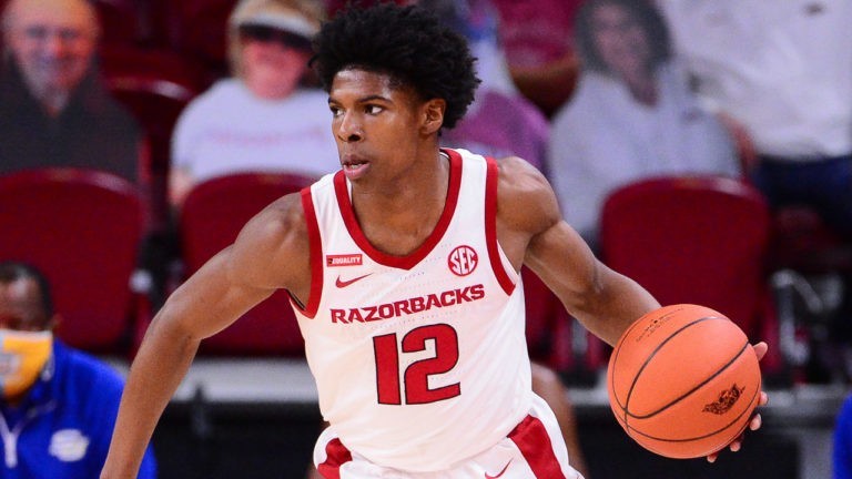 Robinson second Razorback to hit basketball transfer portal