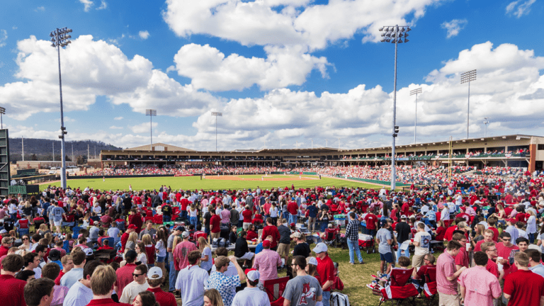 Bud Light Seltzer Morning Rush Podcast: Full capacity at Baum