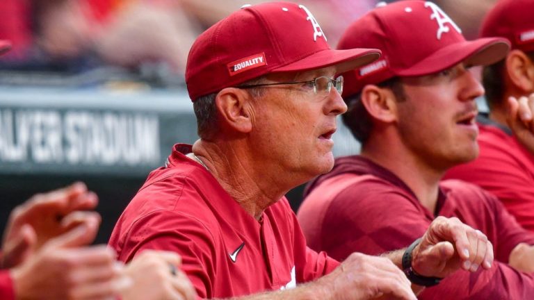 Van Horn says Hogs want to win every game, but not wear anybody out