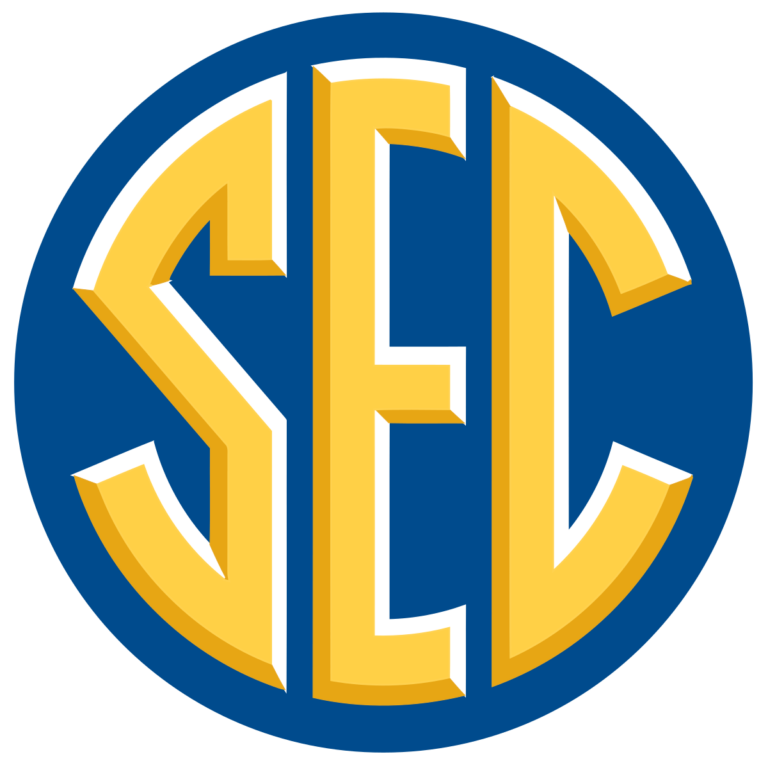 Bud Light Seltzer Morning Rush Podcast: Eliminating divisions in CFB
