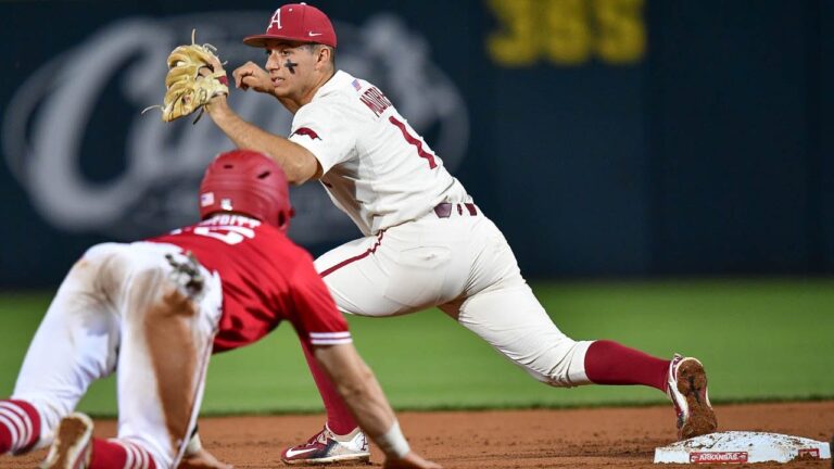 Carpenter on how Kopps brings out better play on defense, hitting for Hogs