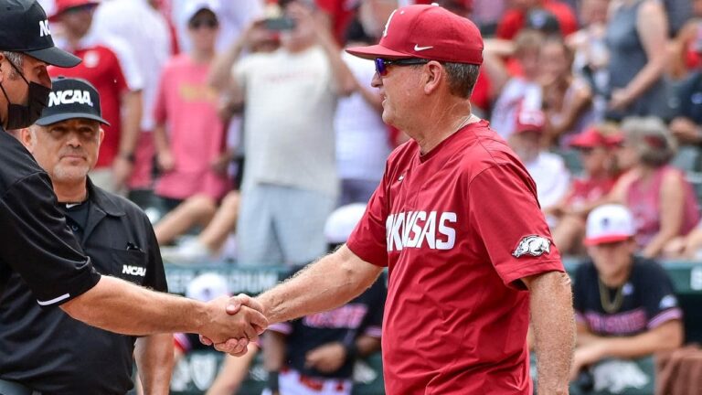 Van Horn says failure to produce at plate costs Hogs in Super Regional