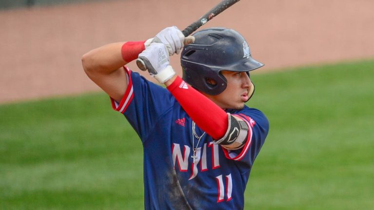 Mercado on Highlanders not able to hang on against Razorbacks