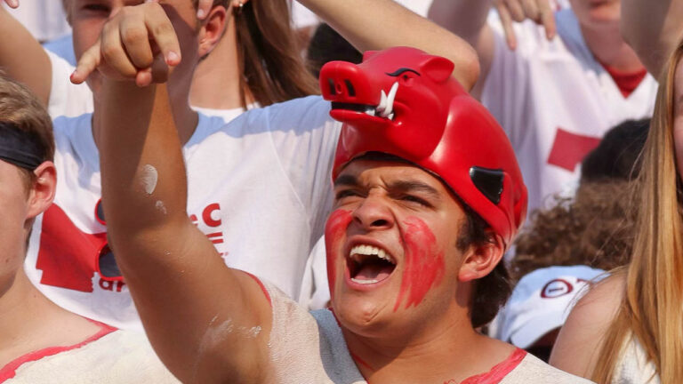 Game time, TV, set for Arkansas’ matchup with Aggies in Arlington