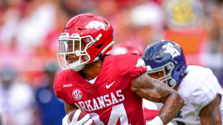 LaDarrius Bishop, Tyson Morris: This Razorback team plays for each other