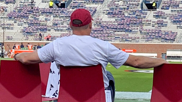 GameDay LIVE: Hogs don’t want overtime, fall by 1 to Rebels