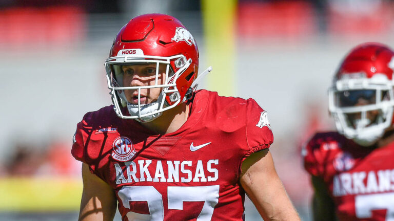 Hogs’ depth problem starting to show up in loss to Auburn