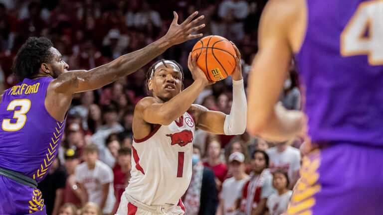 Hogs’ JD Notae: Comfortable playing point guard or shooting guard spots