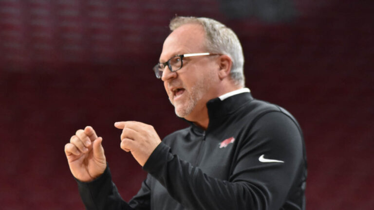 Mike Neighbors: SMU’s scouting slowed down Hogs’ offense early