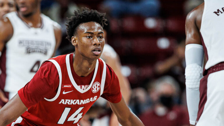 Razorbacks have another player enter transfer portal