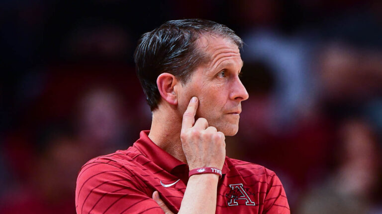 Hawgs Illustrated’s Clay Henry on Razorbacks’ loss to Vanderbilt