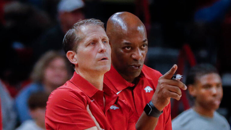 Keith Smart on finding out about Eric Musselman’s surgery, taking over team