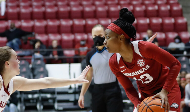 Hogs start fast, cruise to lopsided win over Crimson Tide