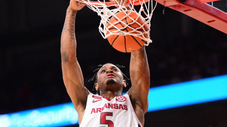 Hogs’ Toney on adapting to playing guard position instead of forward