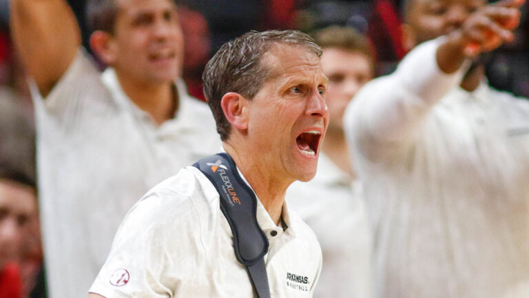 Hogs playing better as season progresses like last year, says Murphy