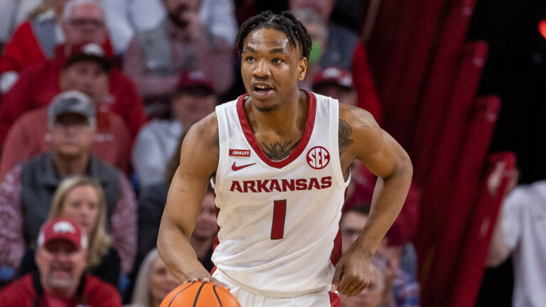 Notae on what Hogs expecting against top-ranked Auburn