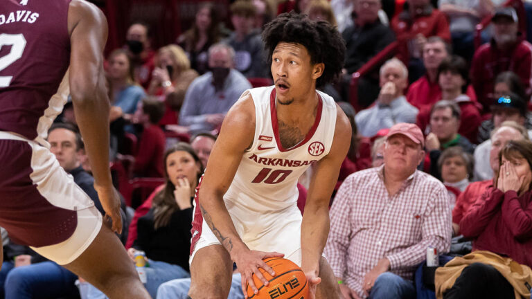 WATCH-LISTEN: Razorbacks host ‘White-Out’ against Auburn