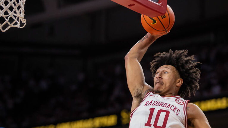 Razorbacks’ record crowd sees 80-76 win over top-ranked Auburn