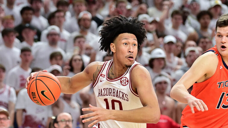 Williams, Notae after Razorbacks get past Auburn in overtime