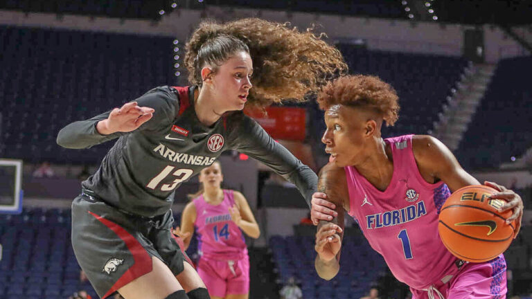Hogs see win streak snapped in loss to Florida, 76-67
