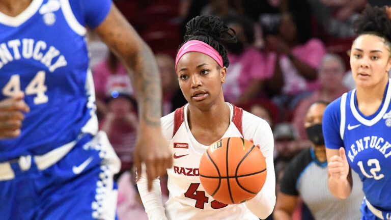 Ramirez disappointed in loss to Kentucky on day honoring her; Daniels glad to be back