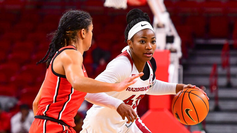 Hogs get chances against Georgia but can’t pull out win
