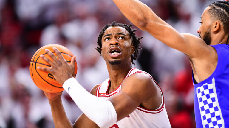 Umude, Notae after Razorbacks subdue Kentucky, 75-73
