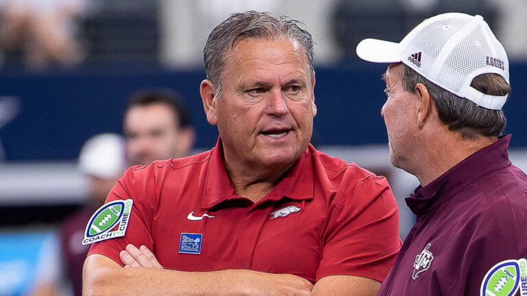 RECRUITING THURSDAY: Davenport on Hogs backing off Rowser, expanded recruiting