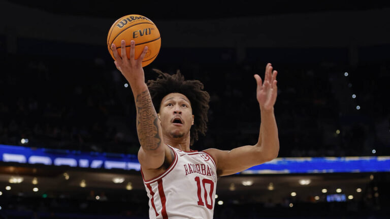 Aggies roll past Razorbacks in SEC Tournament semifinal