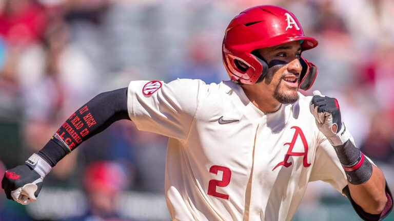 Watch Hogs-Grambling online or listen here, ESPN Arkansas radio