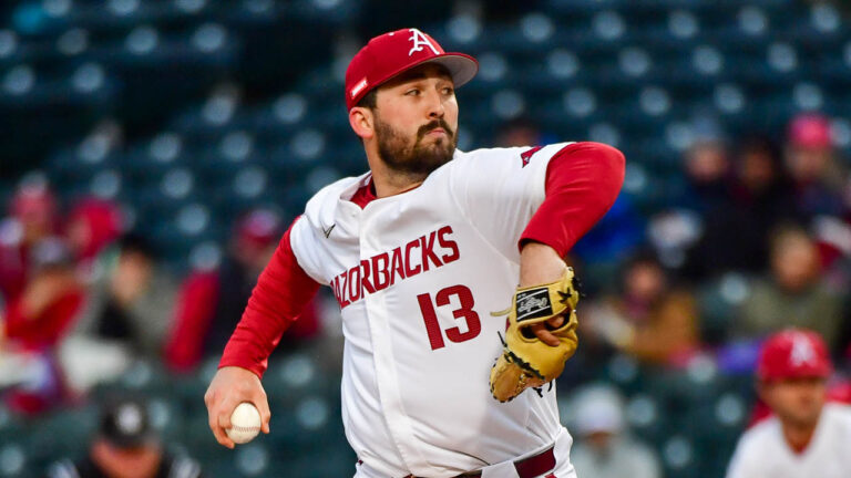 Noland, Moore after Razorbacks down Kentucky to start SEC play