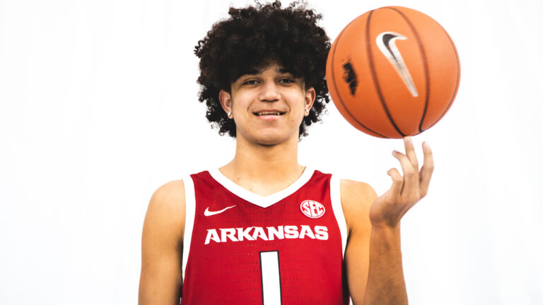 Anthony Black makes it official, signing letter of intent with Razorbacks