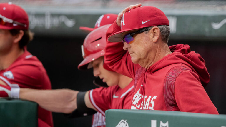 Razorback coach Dave Van Horn’s juggling around MLB draft with Grant