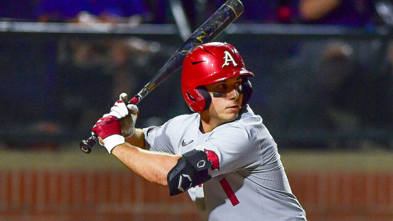 Tigers rally in eighth to beat Razorbacks