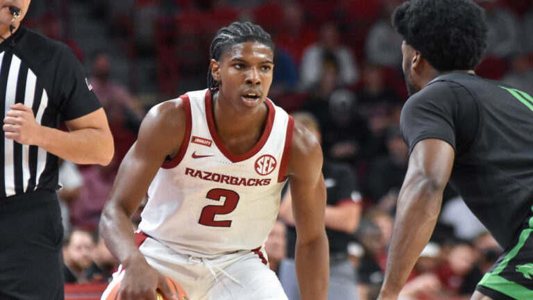 KK Robinson announces he’s transferring to play for Aggies