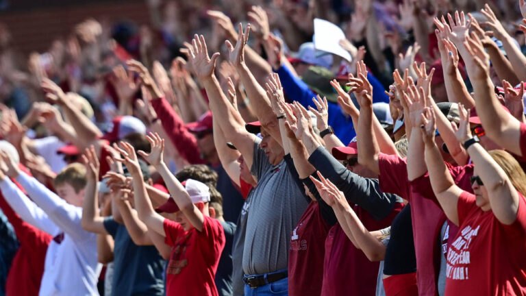 Democrat-Gazette’s Scottie Bordelon covers lot of Razorback news