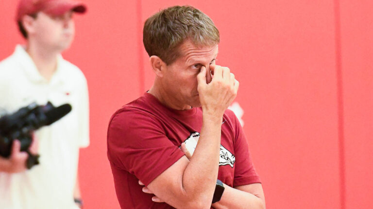 Democrat-Gazette’s Bob Holt looks at Hogs’ first two games in Spain
