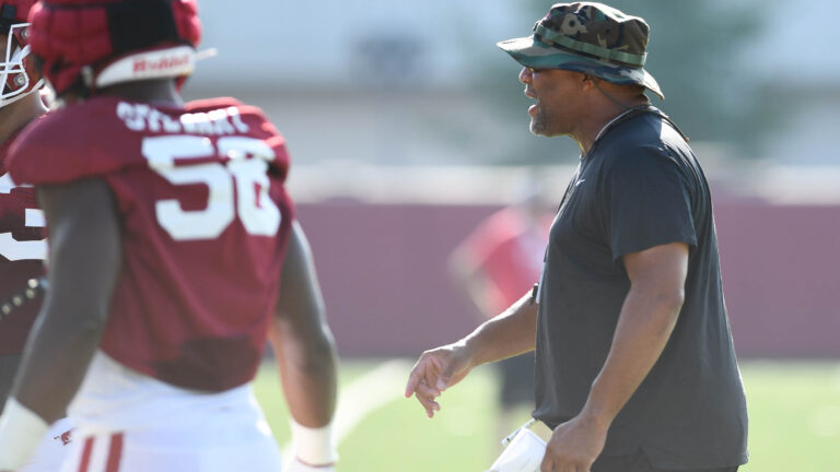 Razorbacks’ defensive line coach Deke Adams on fall camp workouts