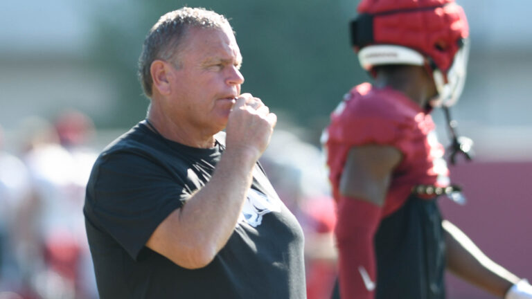 Hogs coach Sam Pittman recapping Saturday’s scrimmage