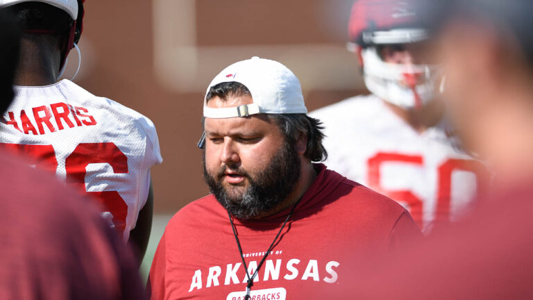 Democrat-Gazette’s Tom Murphy on offensive line depth unproven